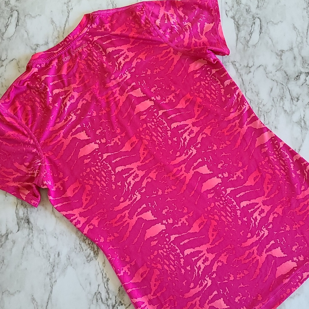 Under Armour Compression Tee Size Medium - image 8